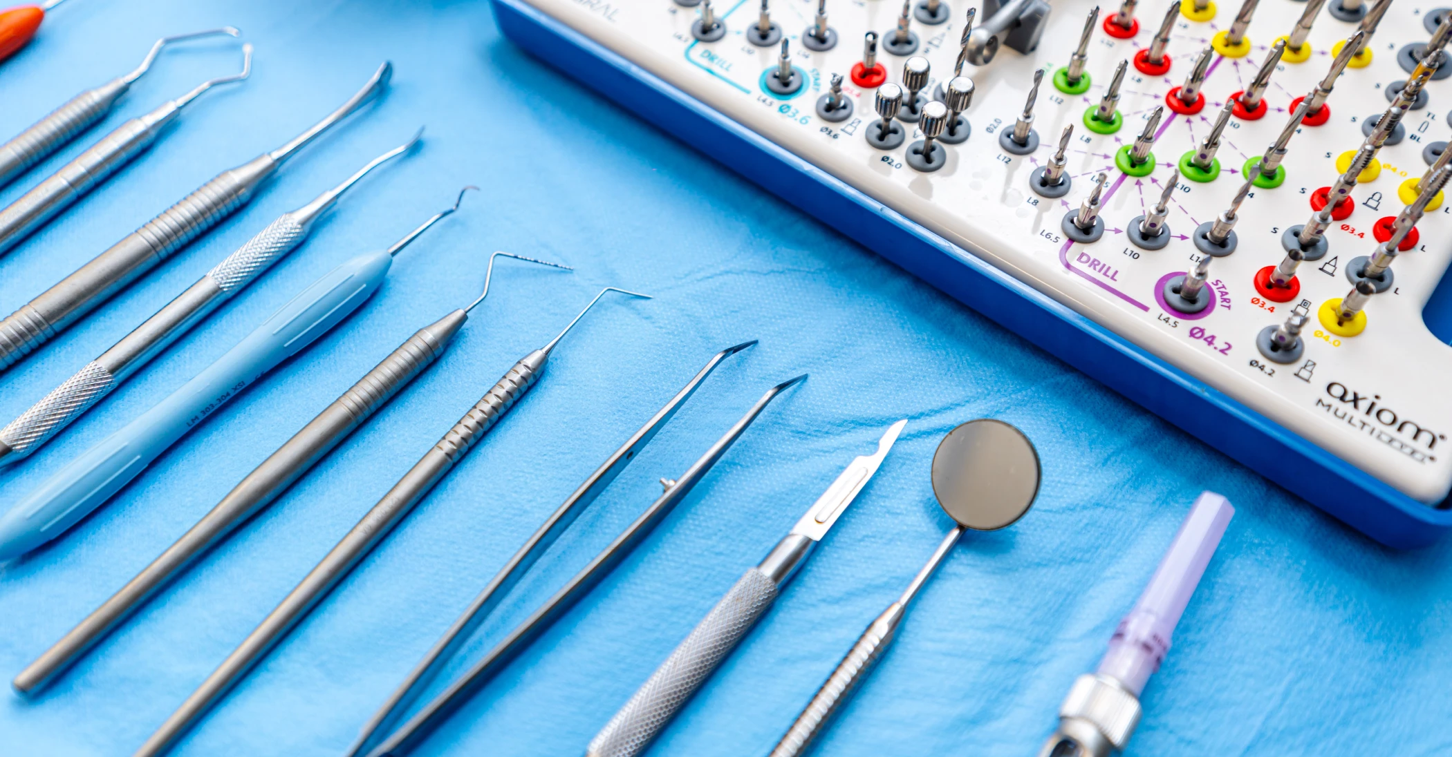 implant dentaire olivet Extraction et implantation immédiate près d'Orléans